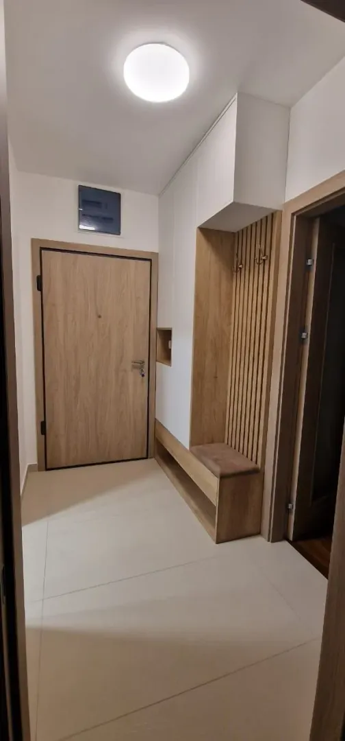 Izdavanje, dvosoban stan, 53m², City Kvart, Podgorica