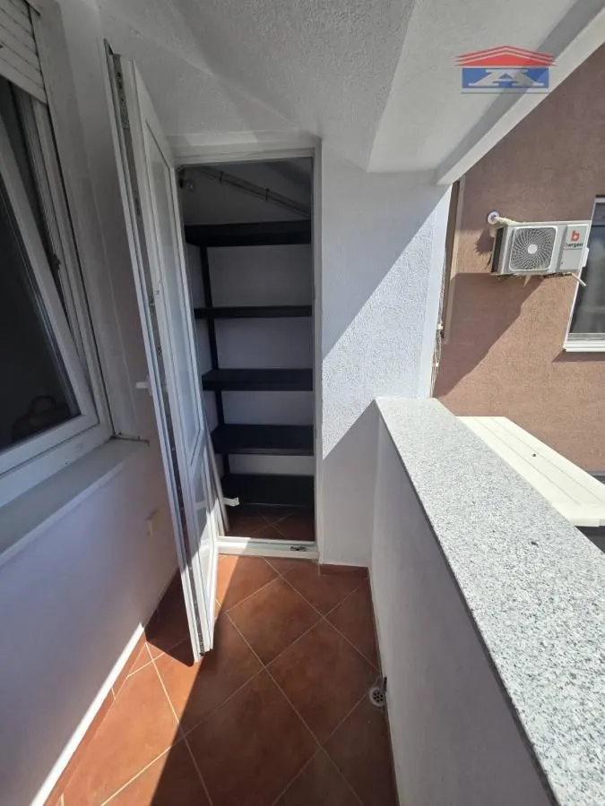 Rent, office space, 78m², Centar, Novi Sad