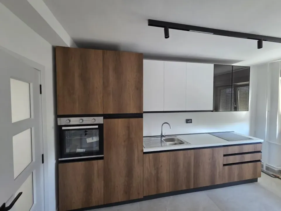 Prodaja, trosoban stan, 64m², Bulevar Oslobodjenja, Novi Sad Sve Podlokacije