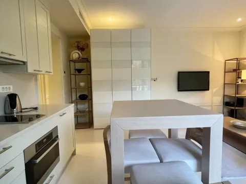 Prodaja, jednosoban stan, 34m², Tivat, Crna Gora - image 13