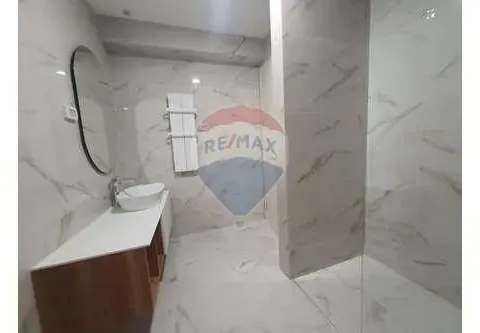 Izdavanje, dvosoban stan, 80m², Kruševac, Podgorica - image 19