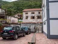 Sale, house, 327m², Stoliv, Kotor - image 2