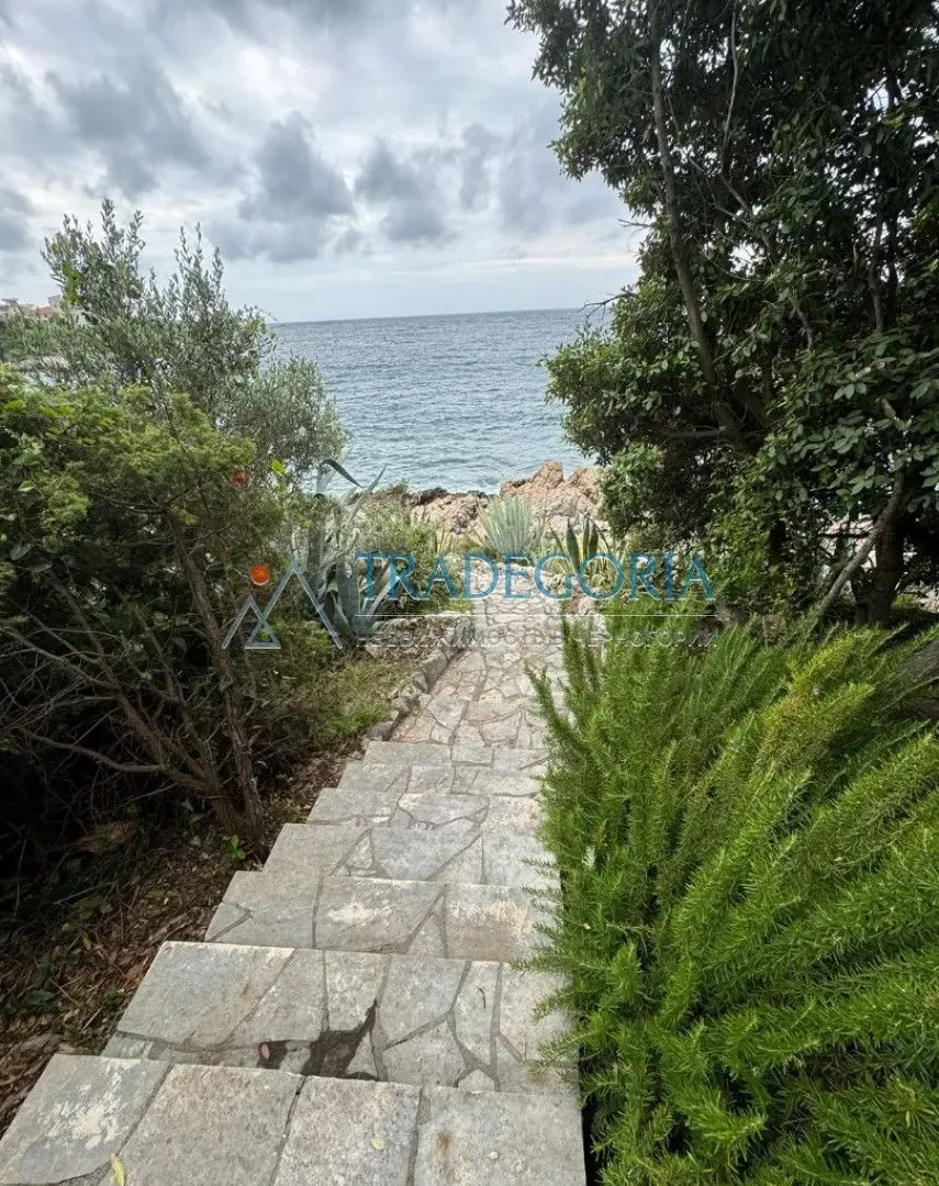 Prodaja, kuća, 282m², Utjeha, Ulcinj