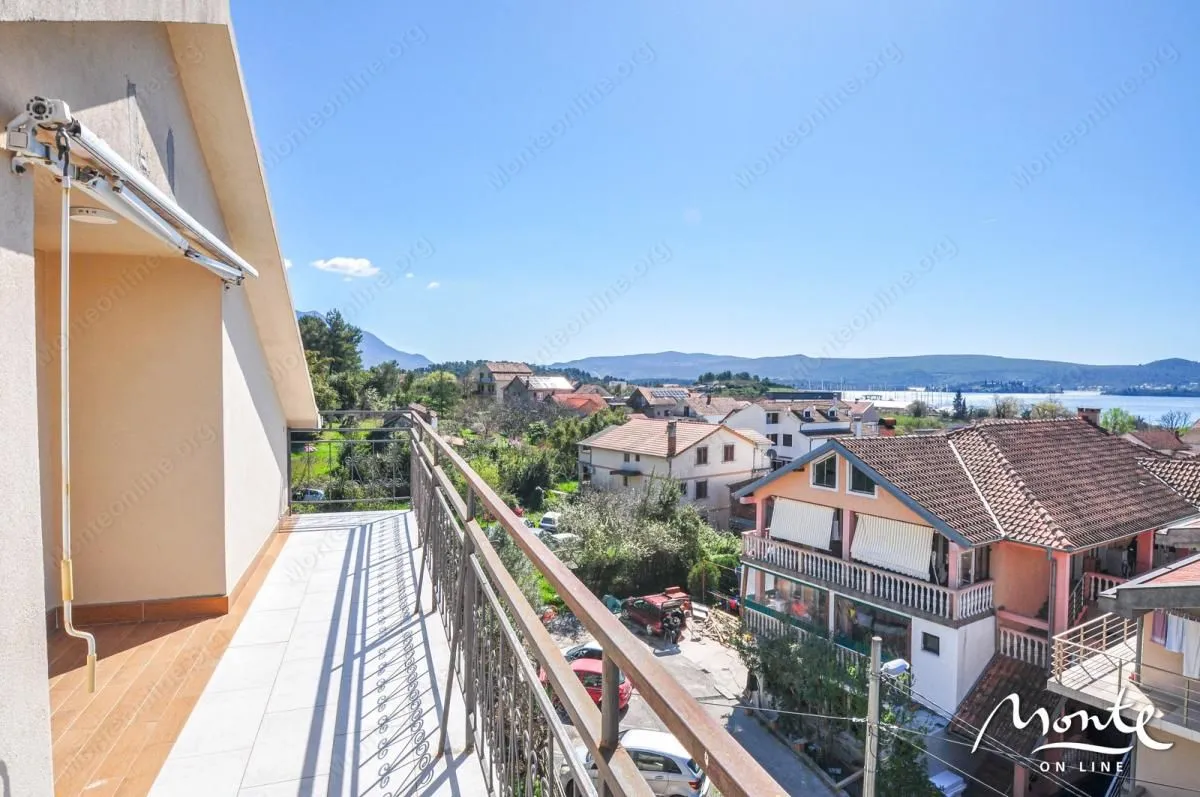 Prodaja, kuća, 525m², Centar, Tivat