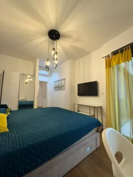Prodaja, jednosoban stan, 65m², Soho City, Bar - image 4
