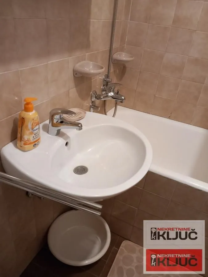 Rent, two bedroom apartment, 54m², Novo naselje, Novi Sad
