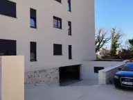 Rent, studio apartment, 33m², Bečići, Budva - image 10