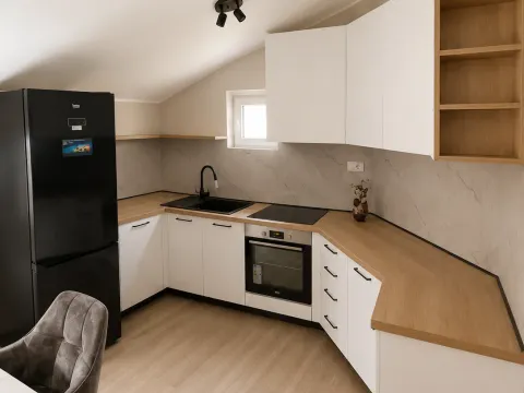Rent, two bedroom apartment, 80m², Murtovina, Podgorica - image 5