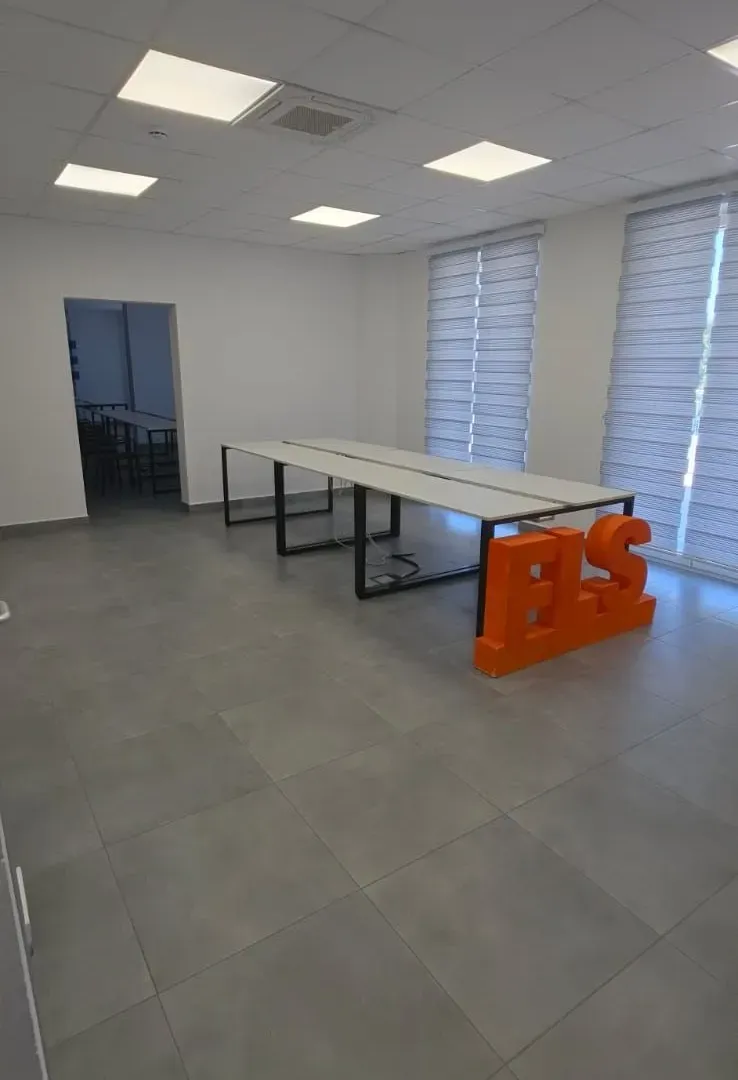 Rent, office space, 93m², Bečići, Budva