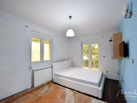 Sale, house, 175m², Podgorica, Crna Gora - image 8