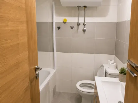 Rent, two bedroom apartment, 82m², Preko Morače, Podgorica - image 10