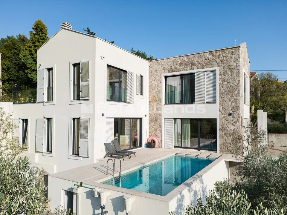 Sale, house, 220m², Krašići, Tivat