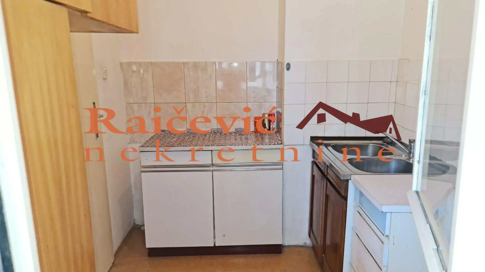 Prodaja, jednosoban stan, 49m², Brace Jerković, Voždovac Sve Podlokacije
