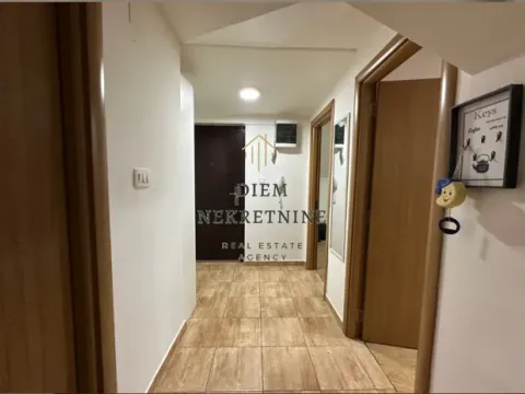 Rent, two bedroom apartment, 52m², Stari Aerodrom, Podgorica - image 13