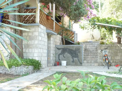 Sale, house, 77m², Donji Stoliv, Kotor - image 2