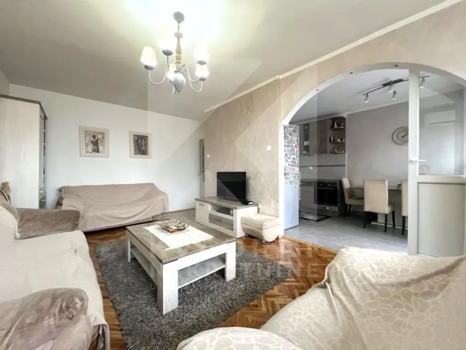 Rent, three bedroom apartment, 100m², Pejton, Podgorica
