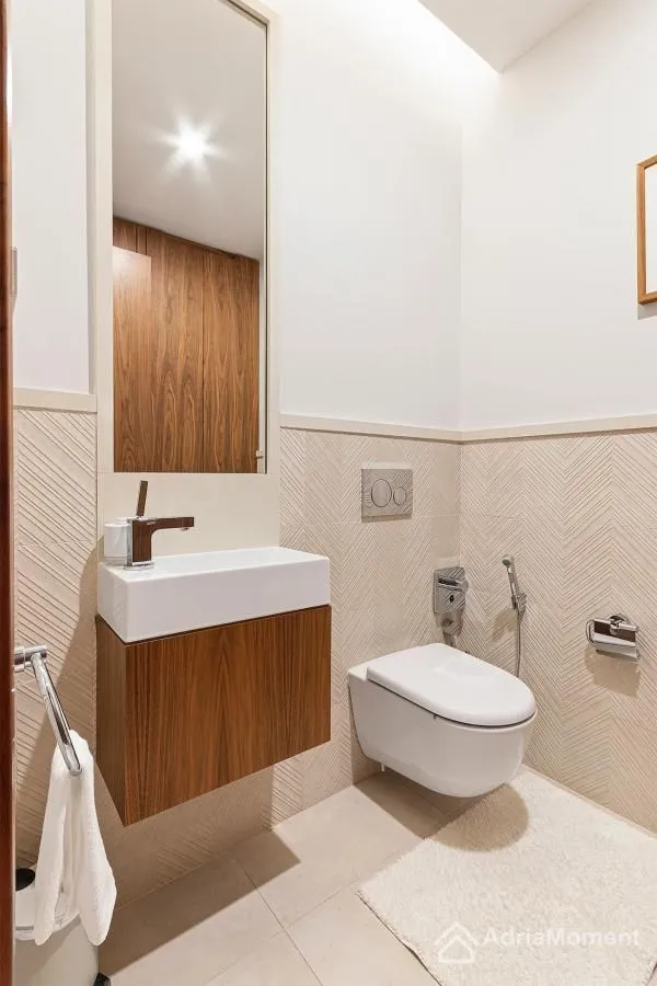 Sale, two bedroom apartment, 185m², Porto Montenegro, Tivat