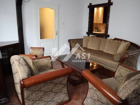 Rent, two bedroom apartment, 52m², Bulevar Oslobodjenja, Novi Sad Sve Podlokacije - image 2