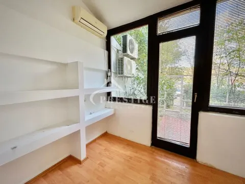 Izdavanje, dvosoban stan, 78m², Momišići, Podgorica - image 10