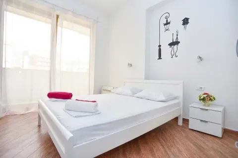 Rent, two bedroom apartment, 89m², Centar, Budva - image 11