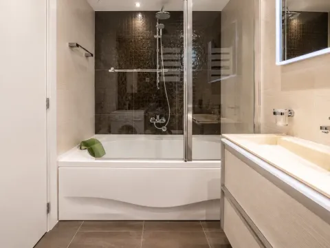 Sale, three bedroom apartment, 140m², Preko Morače, Podgorica - image 12