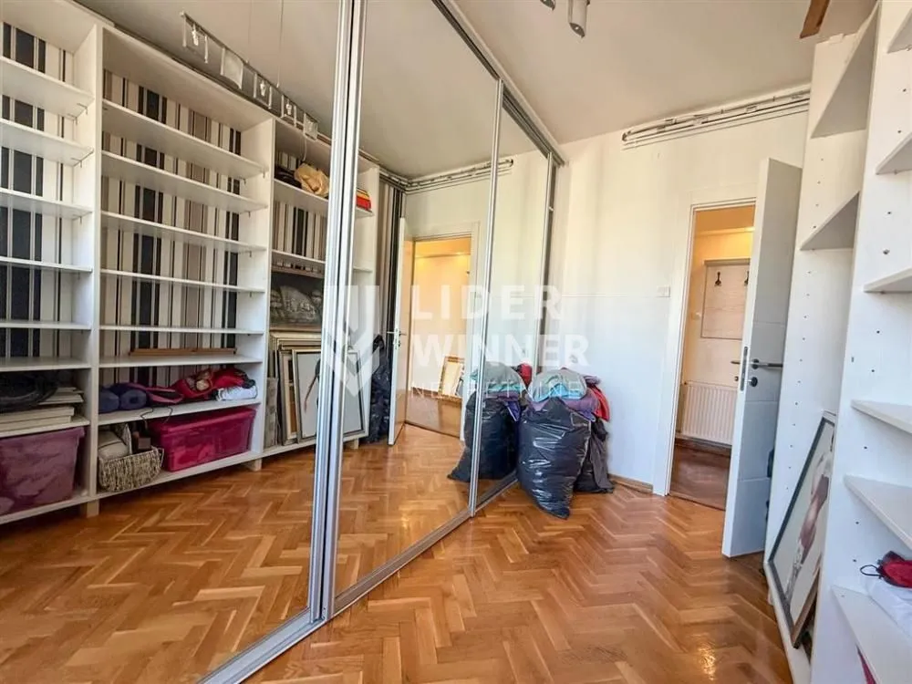 Prodaja, trosoban stan, 82m², Vukov Spomenik, Zvezdara Sve Podlokacije