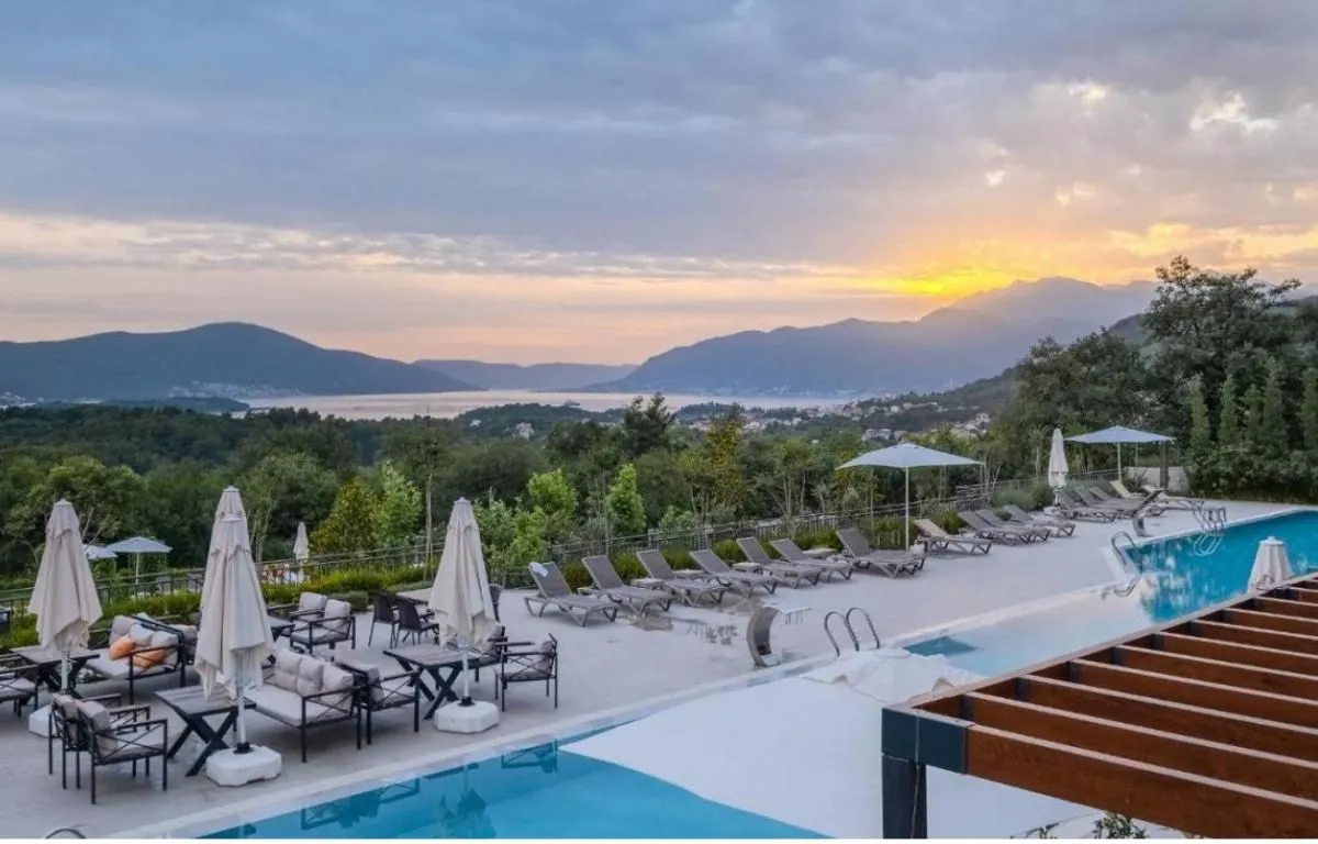 Prodaja, garsonjera, 35m², Tivat, Crna Gora