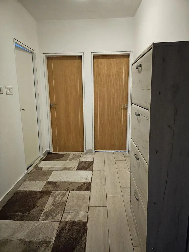 Izdavanje, dvosoban stan, 75m², Zabjelo, Podgorica