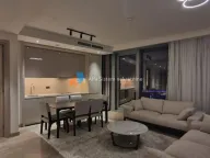 Izdavanje, trosoban stan, 90m², Savski Venac, Beograd - image 1