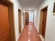 Rent, house, 100m², Tološi, Podgorica - image 10