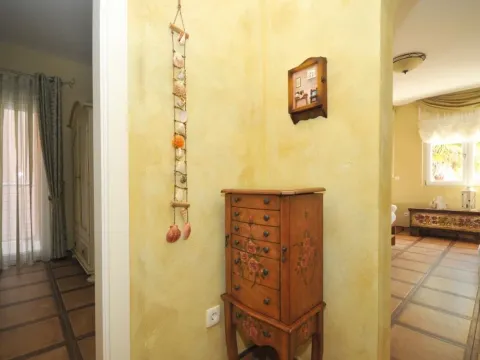 Sale, two bedroom apartment, 64m², Budva, Crna Gora - image 15