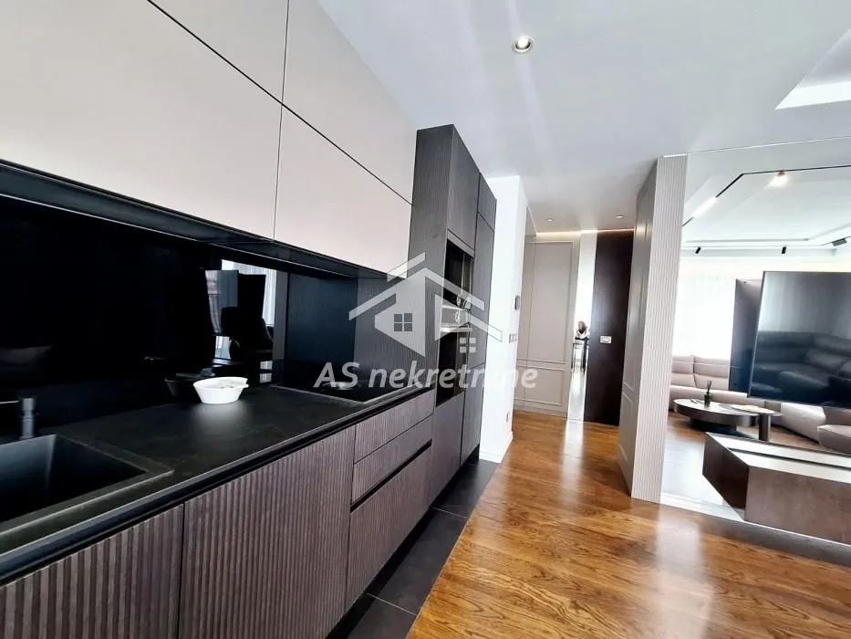 Rent, three bedroom apartment, 90m², Savski Venac, Beograd