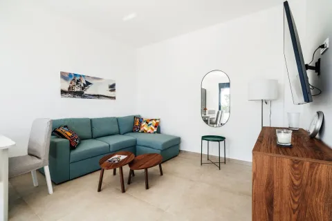 Prodaja, kuća, 114m², Blizikuće, Budva - image 18