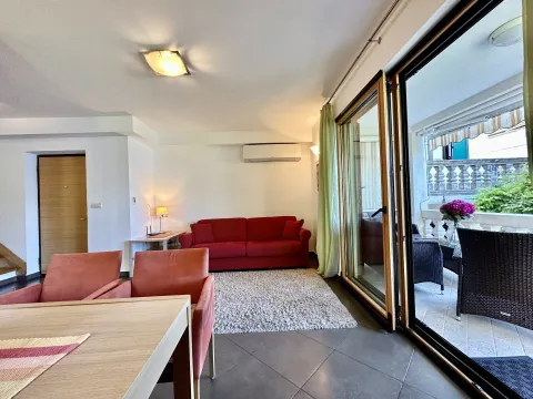 Rent, one bedroom apartment, 56m², Dobrota, Kotor - image 7