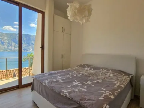 Sale, two bedroom apartment, 74m², Stoliv, Kotor