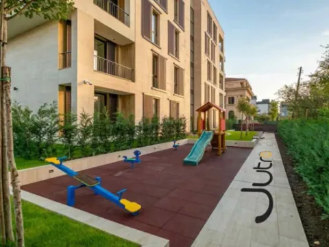 Prodaja, trosoban stan, 137m², Centar, Podgorica - image 8