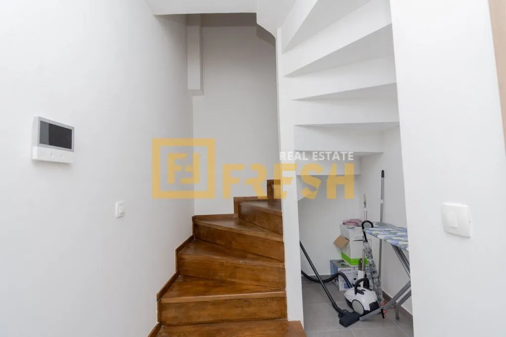 Rent, three bedroom apartment, 90m², Master Kvart, Podgorica