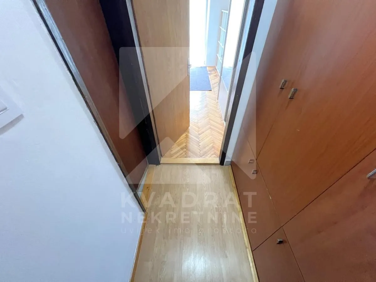 Rent, studio apartment, 27m², Momišići, Podgorica