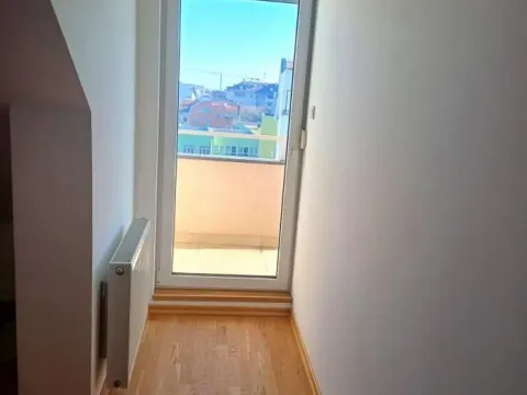 Prodaja, trosoban stan, 88m², Centar, Novi Sad - image 13