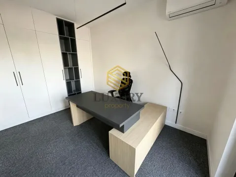 Rent, office space, 58m², Kod Capital Plaze, Podgorica - image 3