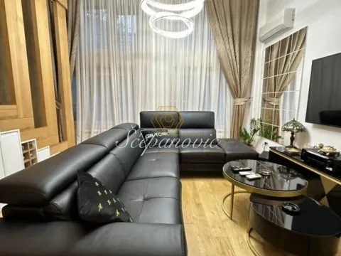 Izdavanje, dvosoban stan, 47m², Slavija, Vračar Sve Podlokacije - image 9