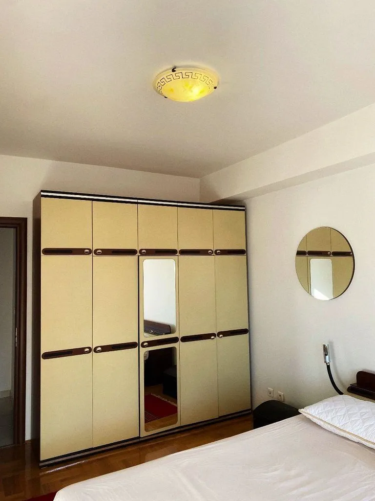 Izdavanje, trosoban stan, 110m², City Kvart, Podgorica