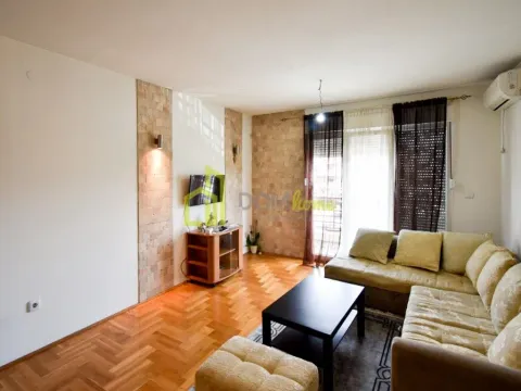 Rent, studio apartment, 29m², Tuški Put, Podgorica - image 2