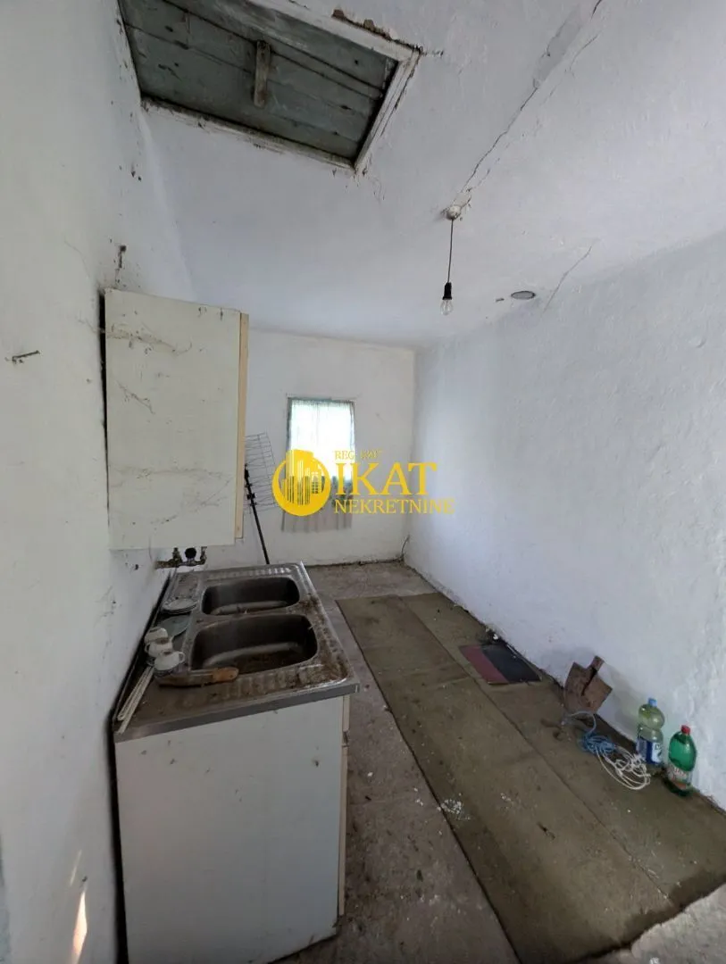 Sale, house, 70m², Voždovac Sve Podlokacije, Beograd