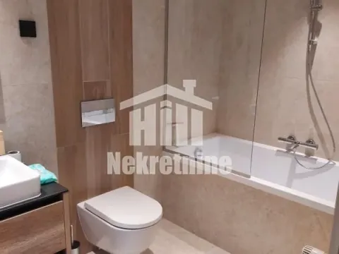 Izdavanje, trosoban stan, 88m², Savski Venac, Beograd - image 10