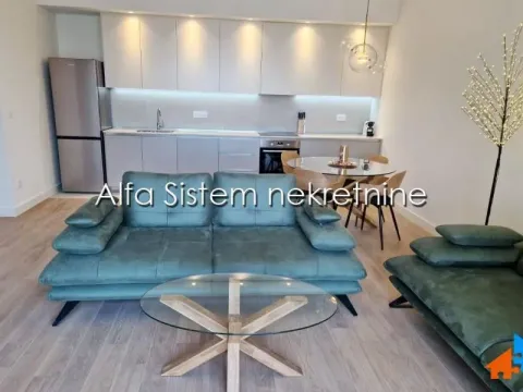 Rent, three bedroom apartment, 88m², Savski Venac, Beograd - image 4