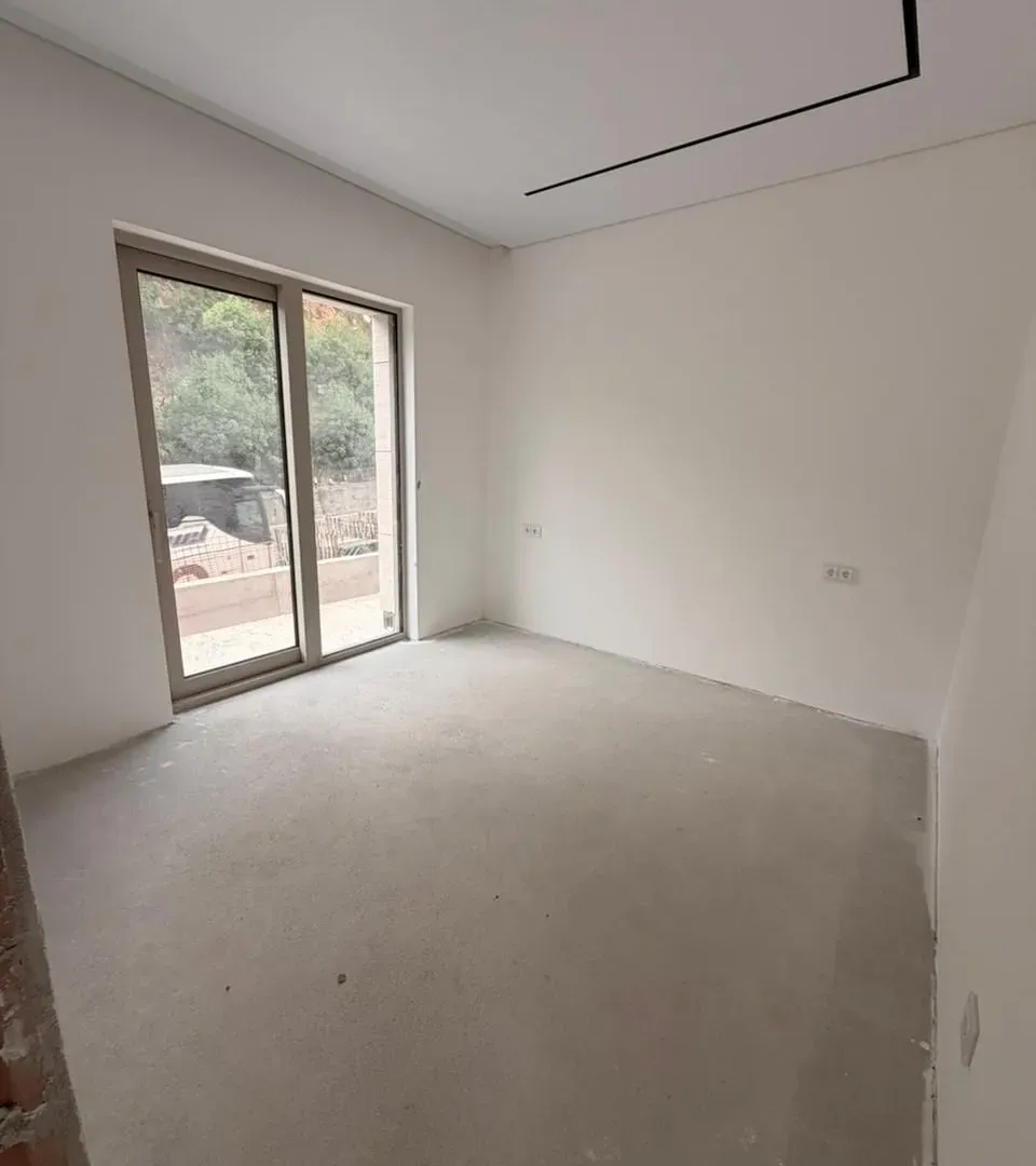 Prodaja, dvosoban stan, 80m², Pržno, Budva