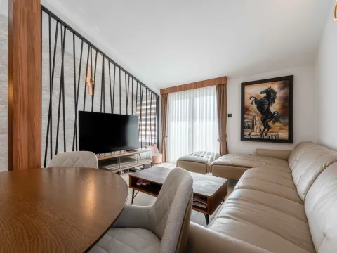 Sale, two bedroom apartment, 81m², Petrovac, Budva - image 7