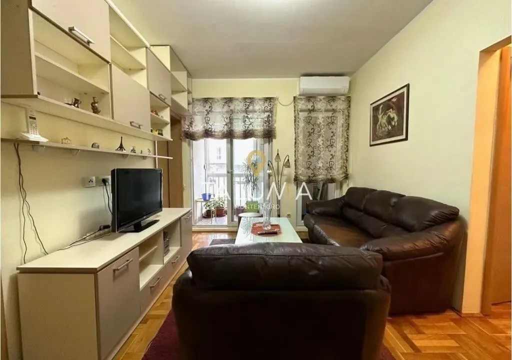 Izdavanje, dvosoban stan, 55m², Zabjelo, Podgorica