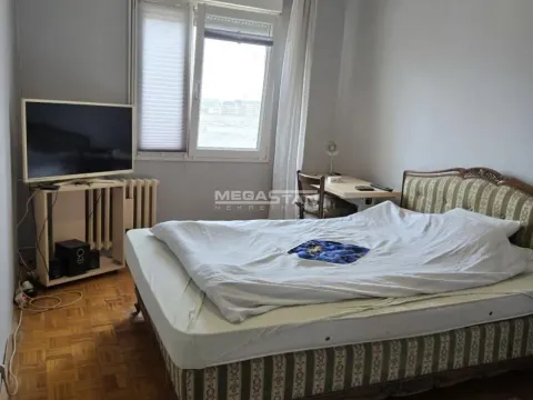 Sale, two bedroom apartment, 77m², Novi Beograd Blok 64, Novi Beograd Sve Podlokacije - image 3